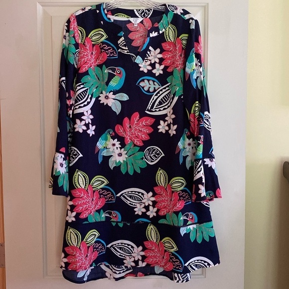 Crown & Ivy Split Neck Bell Sleeve Tropical Bird Print Navy Tunic Dress MP - Picture 1 of 7